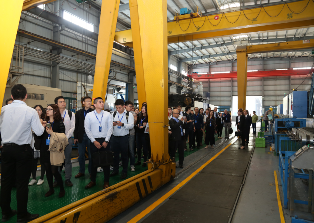 參觀管材管件生產(chǎn)車間